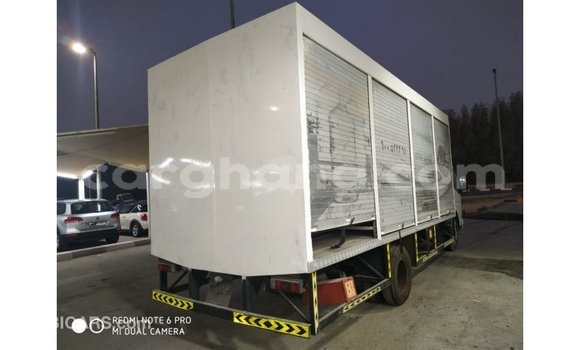 Ra Imported Mitsubishi i funfun Ọkọ̀ in Import - Dubai ni Ashanti Ra Imported Mitsubishi i funfun Ọkọ̀ in Import - Dubai ni Ashanti