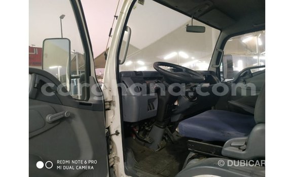 Ra Imported Mitsubishi i funfun Ọkọ̀ in Import - Dubai ni Ashanti Ra Imported Mitsubishi i funfun Ọkọ̀ in Import - Dubai ni Ashanti