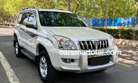 Buy Used Toyota Prado White Car in Accra in Greater Accra Buy Used Toyota Prado White Car in Accra in Greater Accra