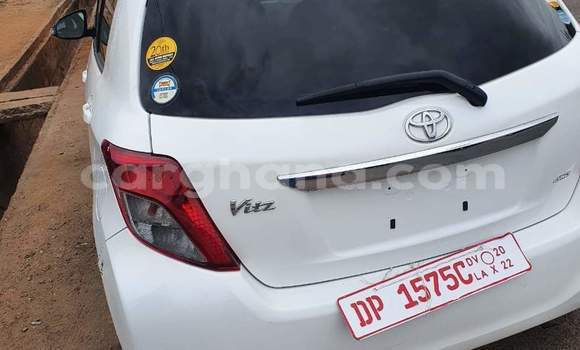 Ra Àlòkù Toyota Vitz funfun Ọkọ̀ in Sekondi–Takoradi Metropolitan ni Oorun