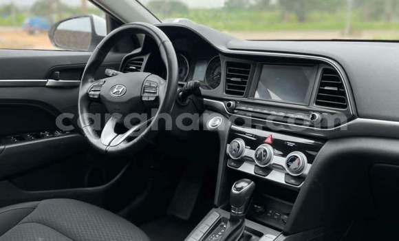 Ra Àlòkù Hyundai Elantra funfun Ọkọ̀ in Sekondi–Takoradi Metropolitan ni Oorun Ra Àlòkù Hyundai Elantra funfun Ọkọ̀ in Sekondi–Takoradi Metropolitan ni Oorun