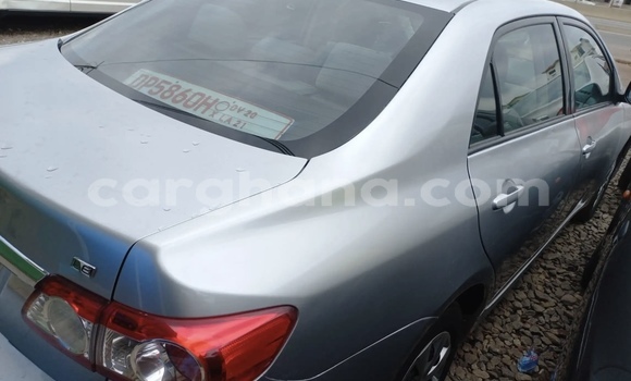 Sayi Na hannu Toyota Corolla Azurfa Mota in Accra a Greater Accra Sayi Na hannu Toyota Corolla Azurfa Mota in Accra a Greater Accra