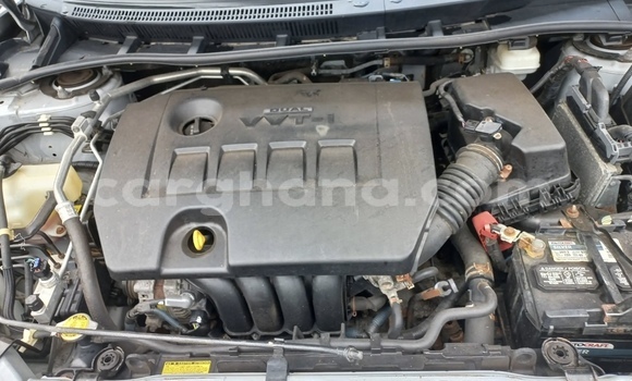Sayi Na hannu Toyota Corolla Azurfa Mota in Accra a Greater Accra Sayi Na hannu Toyota Corolla Azurfa Mota in Accra a Greater Accra