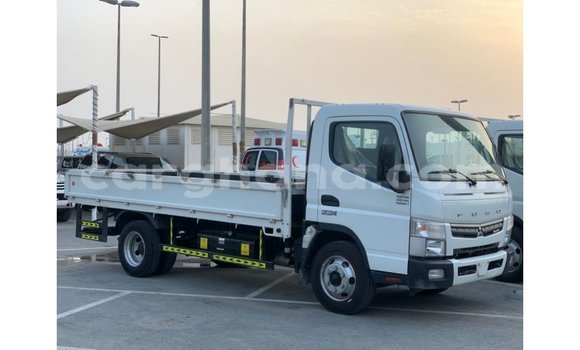 Ra Imported Mitsubishi i funfun Ọkọ̀ in Import - Dubai ni Ashanti Ra Imported Mitsubishi i funfun Ọkọ̀ in Import - Dubai ni Ashanti