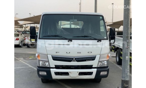 Ra Imported Mitsubishi i funfun Ọkọ̀ in Import - Dubai ni Ashanti Ra Imported Mitsubishi i funfun Ọkọ̀ in Import - Dubai ni Ashanti