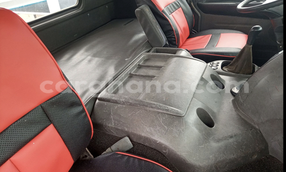 Sayi Na hannu Hyundai H200 White Babbar mota in Accra a Greater Accra Sayi Na hannu Hyundai H200 White Babbar mota in Accra a Greater Accra