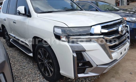 Buy Used Toyota Land Cruiser White Car in Accra in Greater Accra Buy Used Toyota Land Cruiser White Car in Accra in Greater Accra
