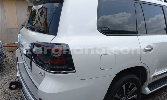 Buy Used Toyota Land Cruiser White Car in Accra in Greater Accra Buy Used Toyota Land Cruiser White Car in Accra in Greater Accra