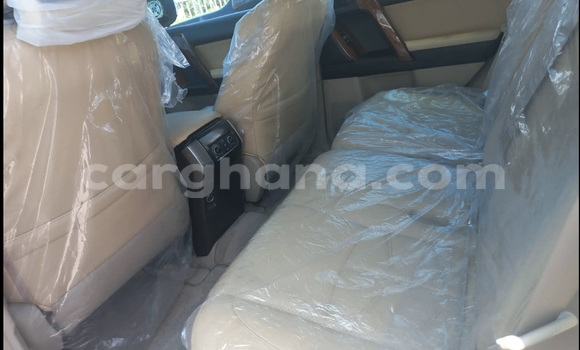 Ra Àlòkù Toyota Land Cruiser Prado funfun Ọkọ̀ in Accra ni Greater Accra Ra Àlòkù Toyota Land Cruiser Prado funfun Ọkọ̀ in Accra ni Greater Accra