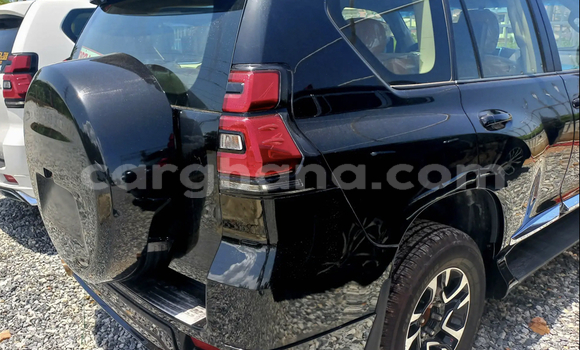Ra Àlòkù Toyota Land Cruiser Prado Black Ọkọ̀ in Accra ni Greater Accra