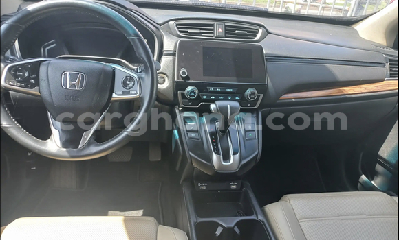 Buy Used Honda CR–V White Car in Accra in Greater Accra Buy Used Honda CR–V White Car in Accra in Greater Accra