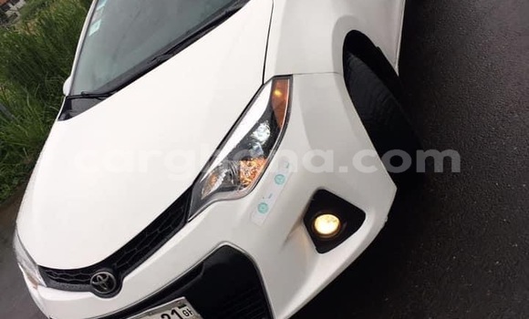 Sayi Na hannu Toyota Corolla White Mota in Accra a Greater Accra Sayi Na hannu Toyota Corolla White Mota in Accra a Greater Accra