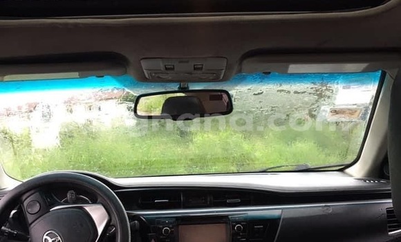 Sayi Na hannu Toyota Corolla White Mota in Accra a Greater Accra Sayi Na hannu Toyota Corolla White Mota in Accra a Greater Accra