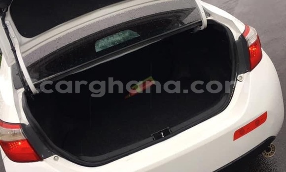 Sayi Na hannu Toyota Corolla White Mota in Accra a Greater Accra Sayi Na hannu Toyota Corolla White Mota in Accra a Greater Accra