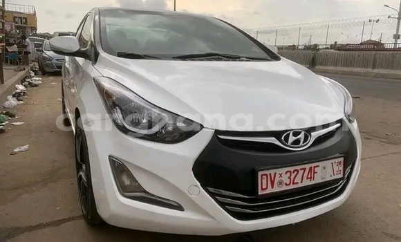 Buy Used Hyundai Elantra White Car in Accra in Greater Accra Buy Used Hyundai Elantra White Car in Accra in Greater Accra