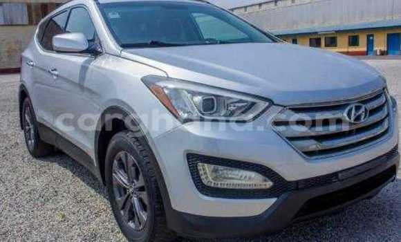 Sayi Na hannu Hyundai Santa Fe Azurfa Mota in Accra a Greater Accra Sayi Na hannu Hyundai Santa Fe Azurfa Mota in Accra a Greater Accra
