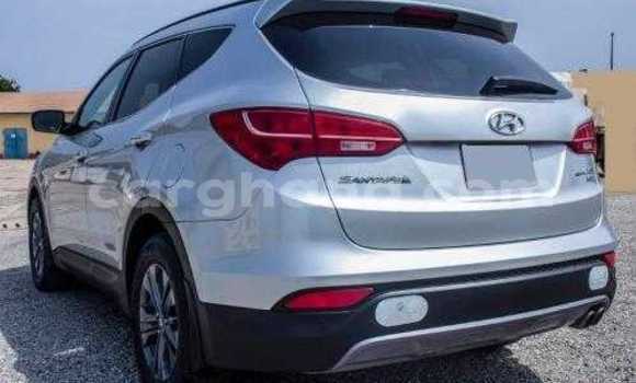 Sayi Na hannu Hyundai Santa Fe Azurfa Mota in Accra a Greater Accra Sayi Na hannu Hyundai Santa Fe Azurfa Mota in Accra a Greater Accra