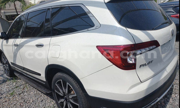 Sayi Na hannu Honda Pilot White Mota in Accra a Greater Accra Sayi Na hannu Honda Pilot White Mota in Accra a Greater Accra