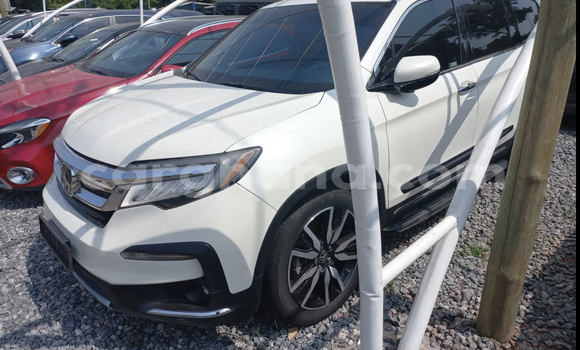 Sayi Na hannu Honda Pilot White Mota in Accra a Greater Accra Sayi Na hannu Honda Pilot White Mota in Accra a Greater Accra