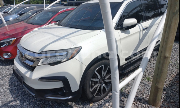 Sayi Na hannu Honda Pilot White Mota in Accra a Greater Accra Sayi Na hannu Honda Pilot White Mota in Accra a Greater Accra