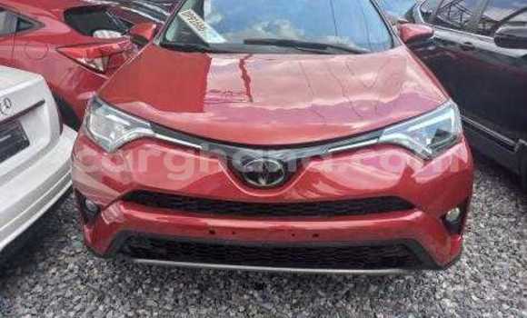Ra Àlòkù Toyota RAV4 Red Ọkọ̀ in Accra ni Greater Accra Ra Àlòkù Toyota RAV4 Red Ọkọ̀ in Accra ni Greater Accra