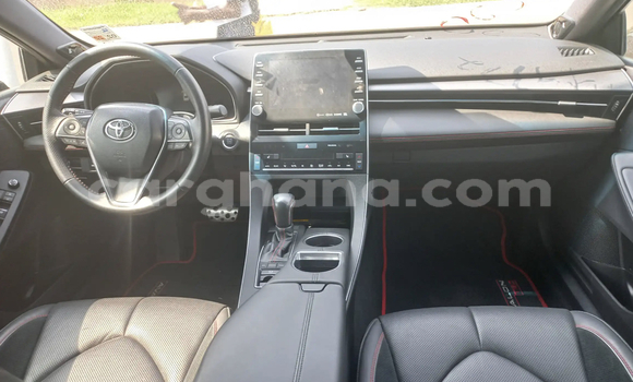 Ra Àlòkù Toyota Avalon Black Ọkọ̀ in Accra ni Greater Accra Ra Àlòkù Toyota Avalon Black Ọkọ̀ in Accra ni Greater Accra