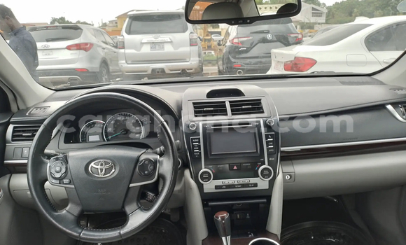 Ra Àlòkù Toyota Camry Silver Ọkọ̀ in Accra ni Greater Accra Ra Àlòkù Toyota Camry Silver Ọkọ̀ in Accra ni Greater Accra