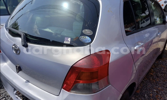 Ra Àlòkù Toyota Vitz Silver Ọkọ̀ in Accra ni Greater Accra Ra Àlòkù Toyota Vitz Silver Ọkọ̀ in Accra ni Greater Accra