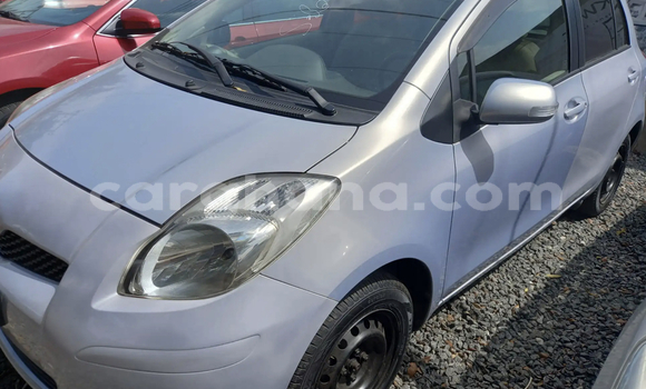 Ra Àlòkù Toyota Vitz Silver Ọkọ̀ in Accra ni Greater Accra Ra Àlòkù Toyota Vitz Silver Ọkọ̀ in Accra ni Greater Accra