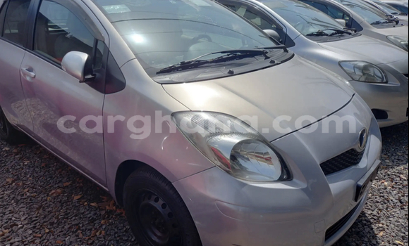 Ra Àlòkù Toyota Vitz Silver Ọkọ̀ in Accra ni Greater Accra Ra Àlòkù Toyota Vitz Silver Ọkọ̀ in Accra ni Greater Accra