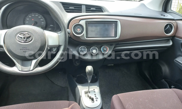 Buy Used Toyota Vitz Silver Car in Accra in Greater Accra Buy Used Toyota Vitz Silver Car in Accra in Greater Accra