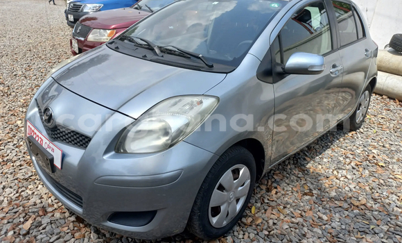 Ra Àlòkù Toyota Vitz Silver Ọkọ̀ in Accra ni Greater Accra Ra Àlòkù Toyota Vitz Silver Ọkọ̀ in Accra ni Greater Accra