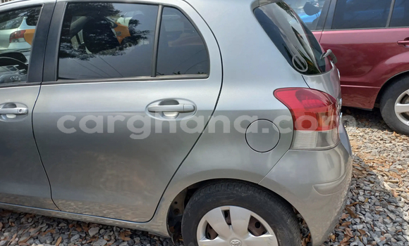 Ra Àlòkù Toyota Vitz Silver Ọkọ̀ in Accra ni Greater Accra Ra Àlòkù Toyota Vitz Silver Ọkọ̀ in Accra ni Greater Accra