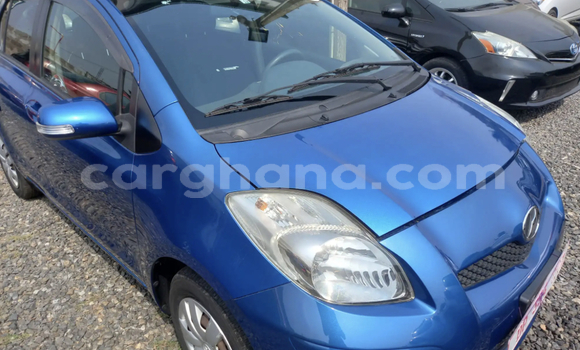 Buy Used Toyota Vitz Blue Car in Accra in Greater Accra