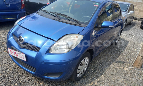 Buy Used Toyota Vitz Blue Car in Accra in Greater Accra Buy Used Toyota Vitz Blue Car in Accra in Greater Accra