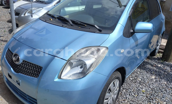 Sayi Na hannu Toyota Vitz Blue Mota in Accra a Greater Accra Sayi Na hannu Toyota Vitz Blue Mota in Accra a Greater Accra
