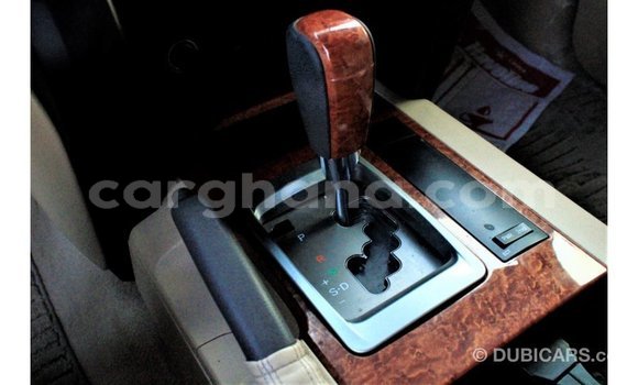 Buy Import Toyota Land Cruiser White Car in Import - Dubai in Ashanti Buy Import Toyota Land Cruiser White Car in Import - Dubai in Ashanti