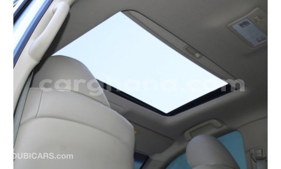 Buy Import Toyota Land Cruiser White Car in Import - Dubai in Ashanti Buy Import Toyota Land Cruiser White Car in Import - Dubai in Ashanti