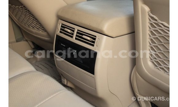 Buy Import Toyota Land Cruiser White Car in Import - Dubai in Ashanti Buy Import Toyota Land Cruiser White Car in Import - Dubai in Ashanti
