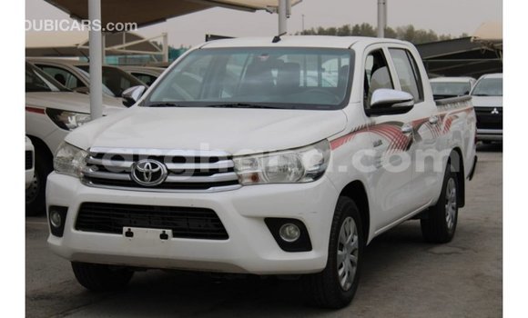 Buy Import Toyota Hilux White Car in Import - Dubai in Ashanti Buy Import Toyota Hilux White Car in Import - Dubai in Ashanti
