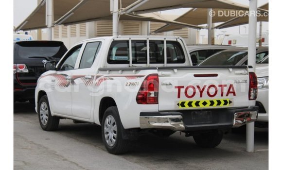 Buy Import Toyota Hilux White Car in Import - Dubai in Ashanti Buy Import Toyota Hilux White Car in Import - Dubai in Ashanti