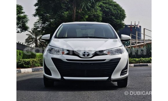 Sayi Imported Toyota Yaris White Mota in Import - Dubai a Ashanti Sayi Imported Toyota Yaris White Mota in Import - Dubai a Ashanti