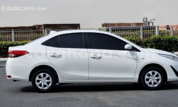 Sayi Imported Toyota Yaris White Mota in Import - Dubai a Ashanti Sayi Imported Toyota Yaris White Mota in Import - Dubai a Ashanti