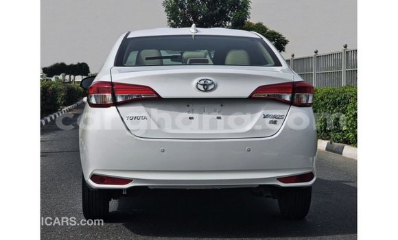 Sayi Imported Toyota Yaris White Mota in Import - Dubai a Ashanti Sayi Imported Toyota Yaris White Mota in Import - Dubai a Ashanti