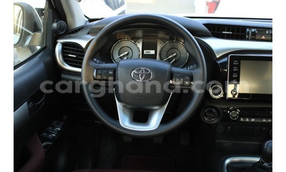 Buy Import Toyota Hilux White Car in Import - Dubai in Ashanti Buy Import Toyota Hilux White Car in Import - Dubai in Ashanti