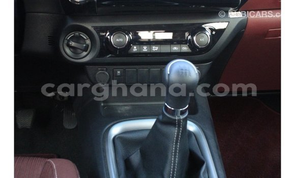 Buy Import Toyota Hilux White Car in Import - Dubai in Ashanti Buy Import Toyota Hilux White Car in Import - Dubai in Ashanti