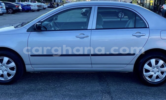 Sayi Na hannu Toyota Corolla Azurfa Mota in Accra a Greater Accra Sayi Na hannu Toyota Corolla Azurfa Mota in Accra a Greater Accra