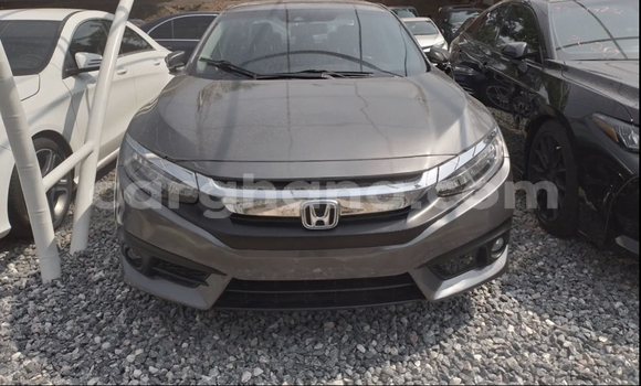 Ra Àlòkù Honda Civic Brown Ọkọ̀ in Accra ni Greater Accra