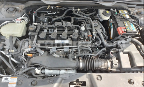 Sayi Na hannu Honda Civic Brown Mota in Accra a Greater Accra Sayi Na hannu Honda Civic Brown Mota in Accra a Greater Accra