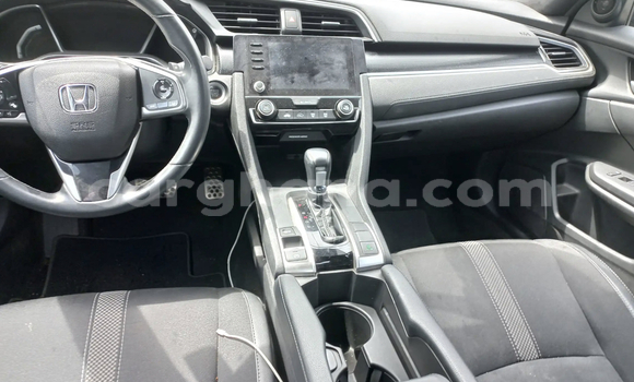 Ra Àlòkù Honda Civic Black Ọkọ̀ in Accra ni Greater Accra Ra Àlòkù Honda Civic Black Ọkọ̀ in Accra ni Greater Accra